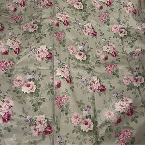 Vintage Simply Shabby Chic vinyl tablecloth oblong sage rose Rachel Ashwell Y2K